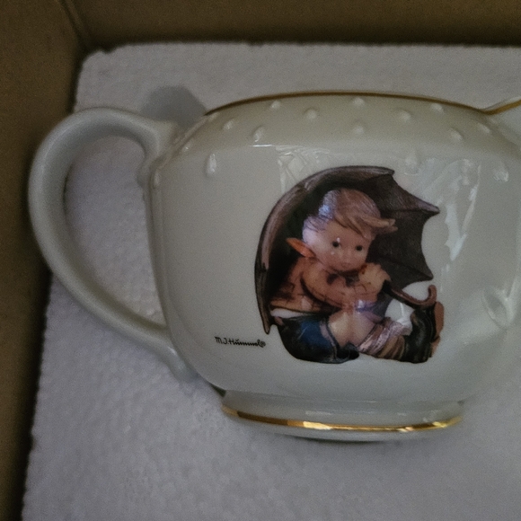 Hummel Hostess Tea Set NEW IN BOX 24K gold trim - Picture 6 of 11